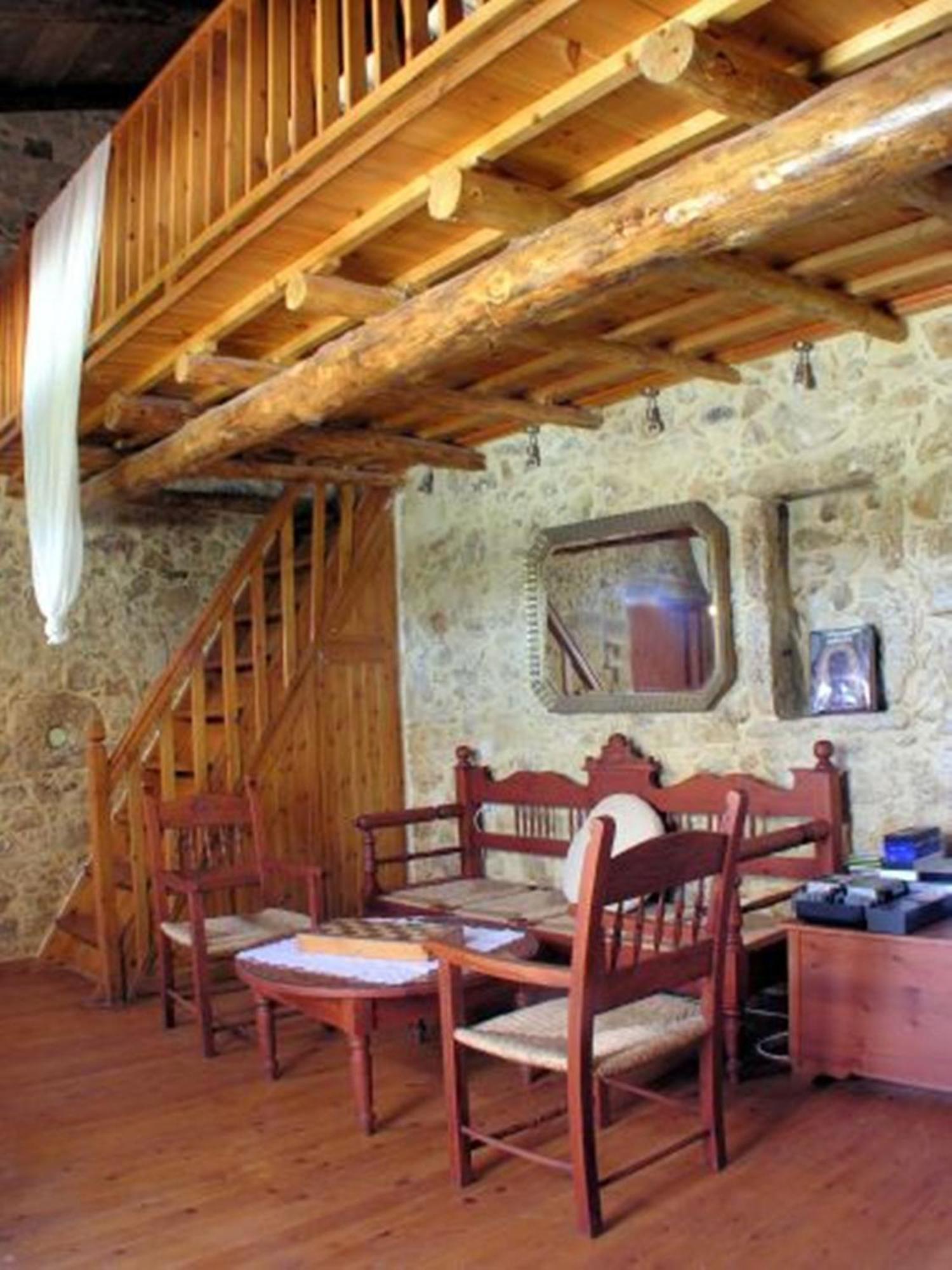 Gasthaus Kouriton House Margarítai Exterior foto