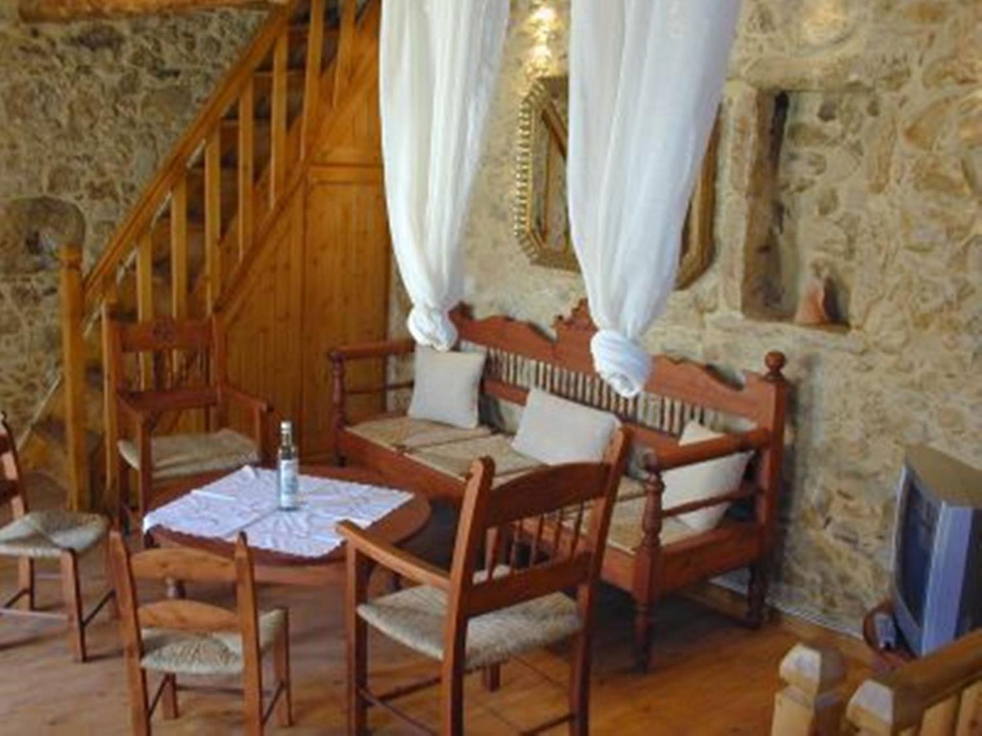 Gasthaus Kouriton House Margarítai Exterior foto